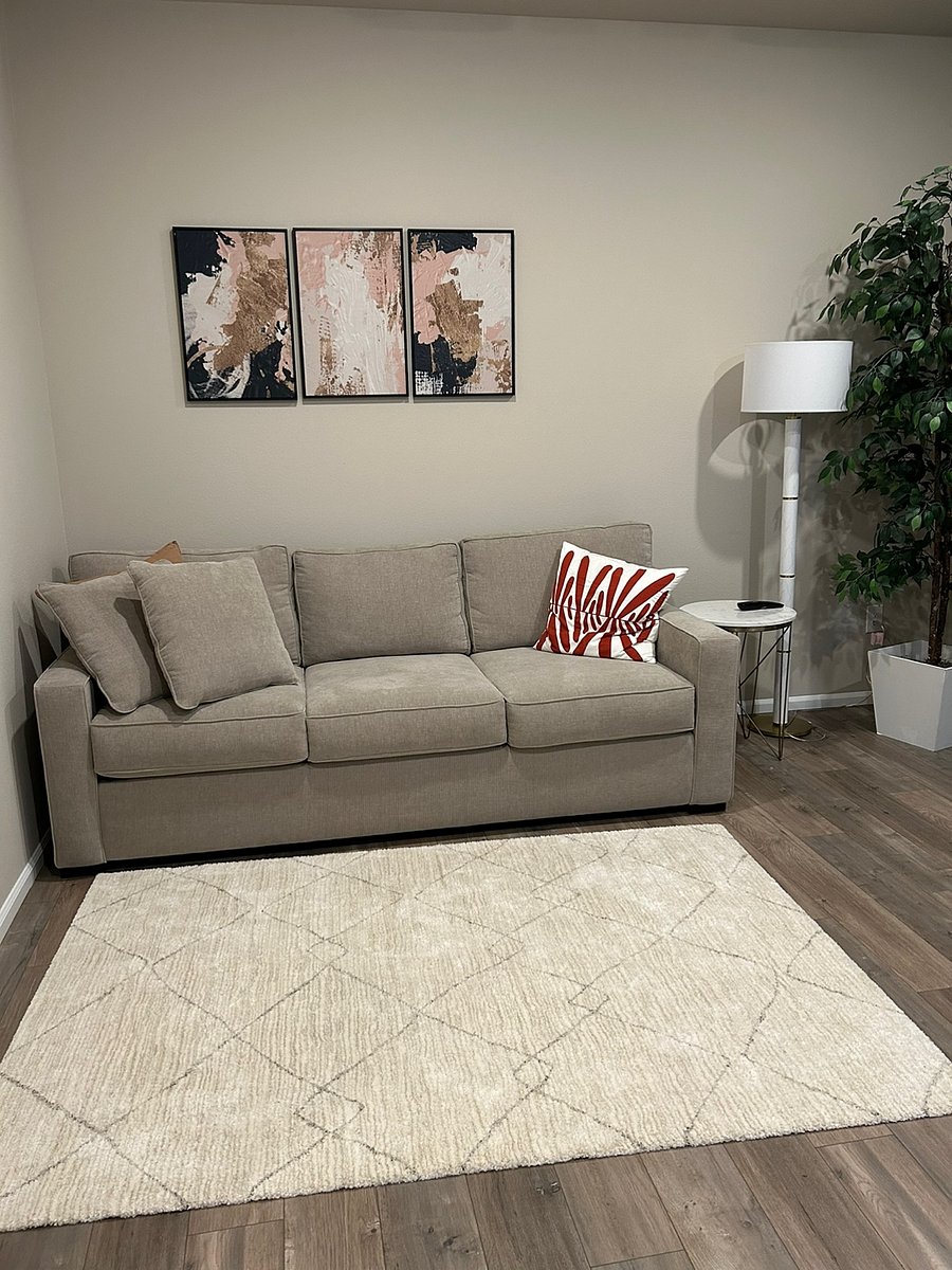 Furnished Finder property 705079_1 photo 4