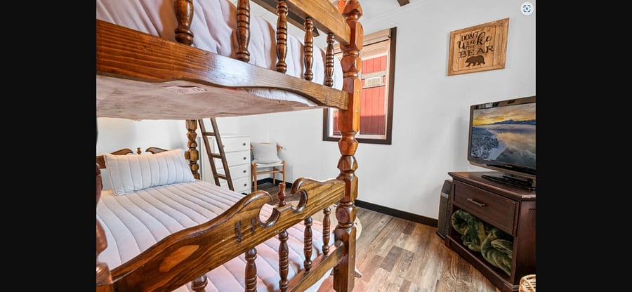 Furnished Finder property 705096_1 photo 9