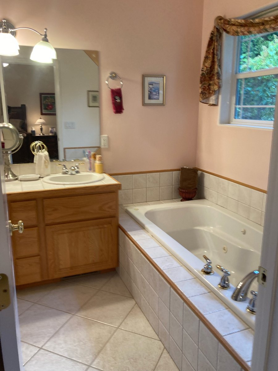 Furnished Finder property 705103_1 photo 11