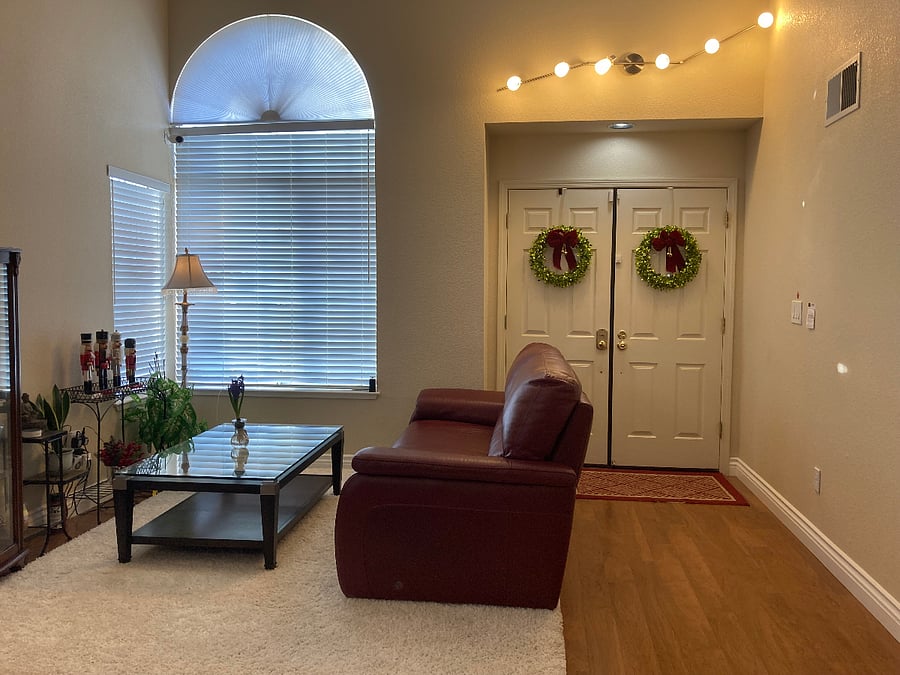 Furnished Finder property 705110_1 photo 3