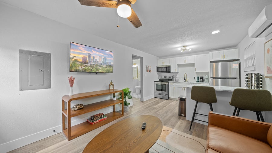 Furnished Finder property 705115_1 photo 7