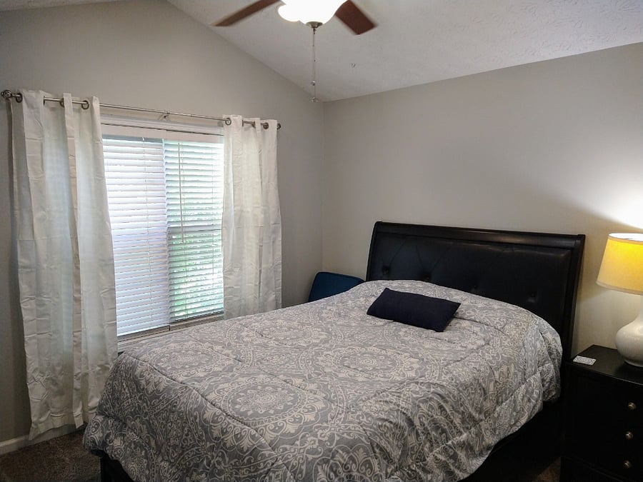 Furnished Finder property 705175_1 photo 18