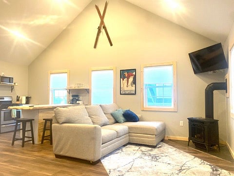 Furnished Finder property 705182_1 photo 7