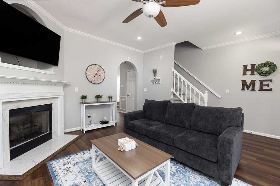 Furnished Finder property 705204_1 photo 2