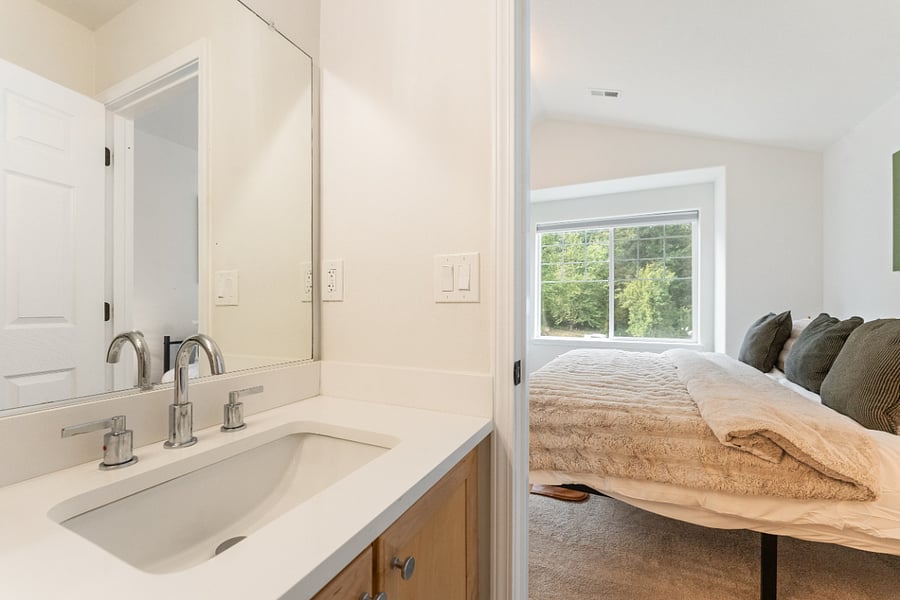 Furnished Finder property 705241_1 photo 22