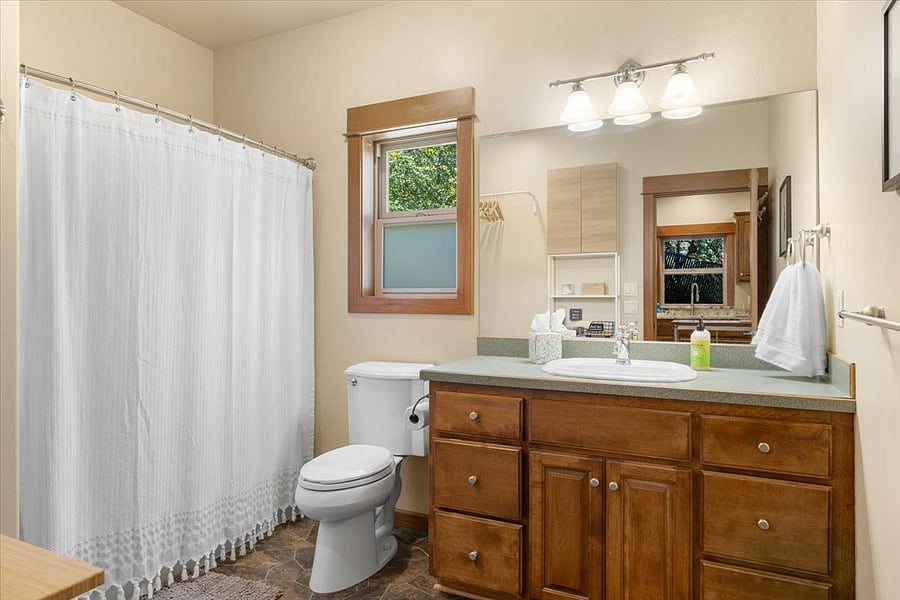 Furnished Finder property 705337_1 photo 14