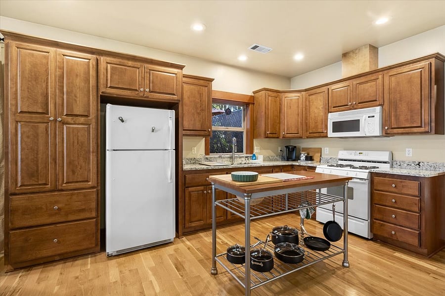 Furnished Finder property 705337_1 photo 7