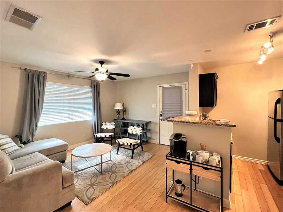 Furnished Finder property 705455_1 photo 3