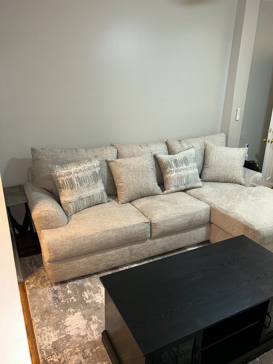Furnished Finder property 705480_3 photo 3