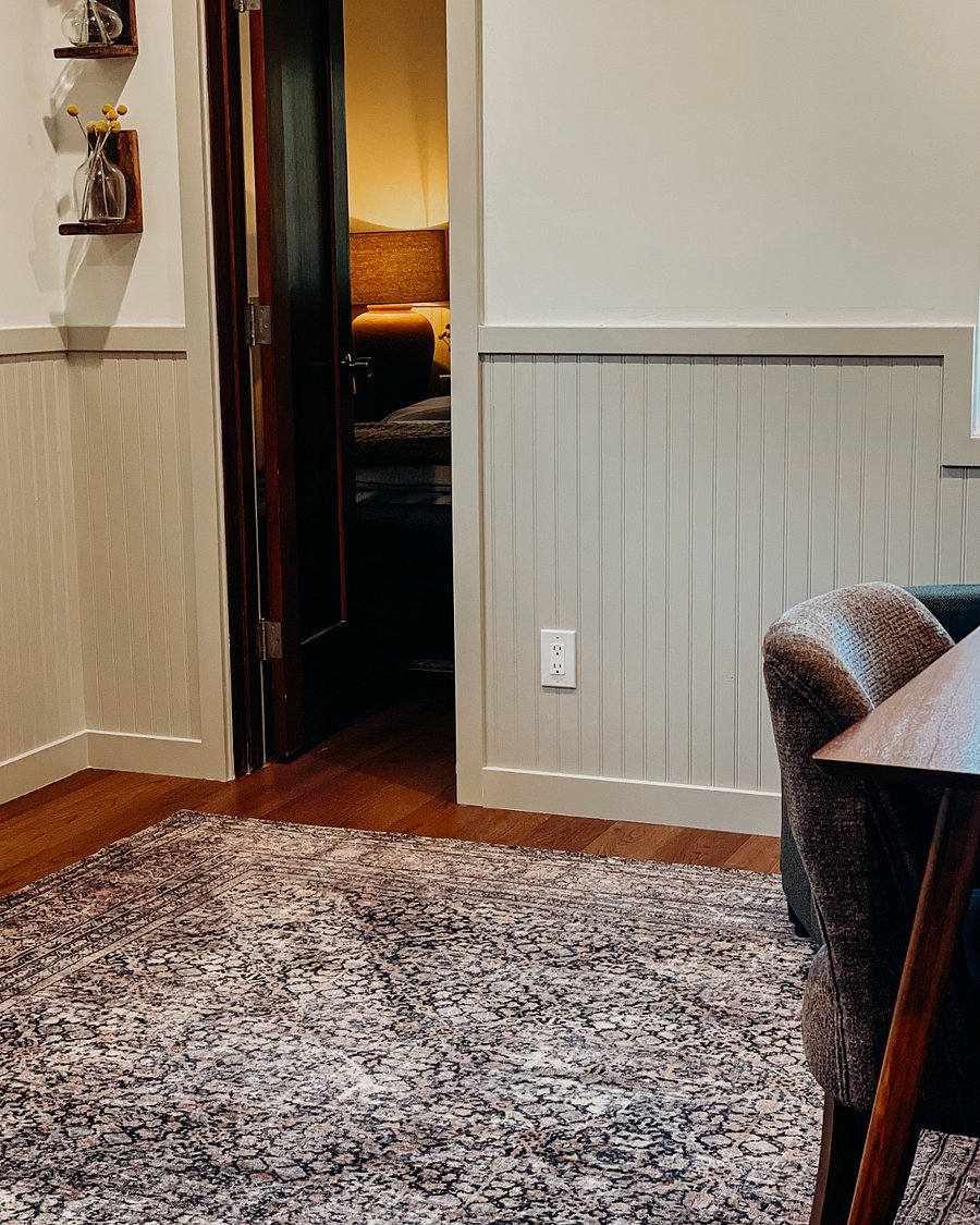 Bedroom 1/Office