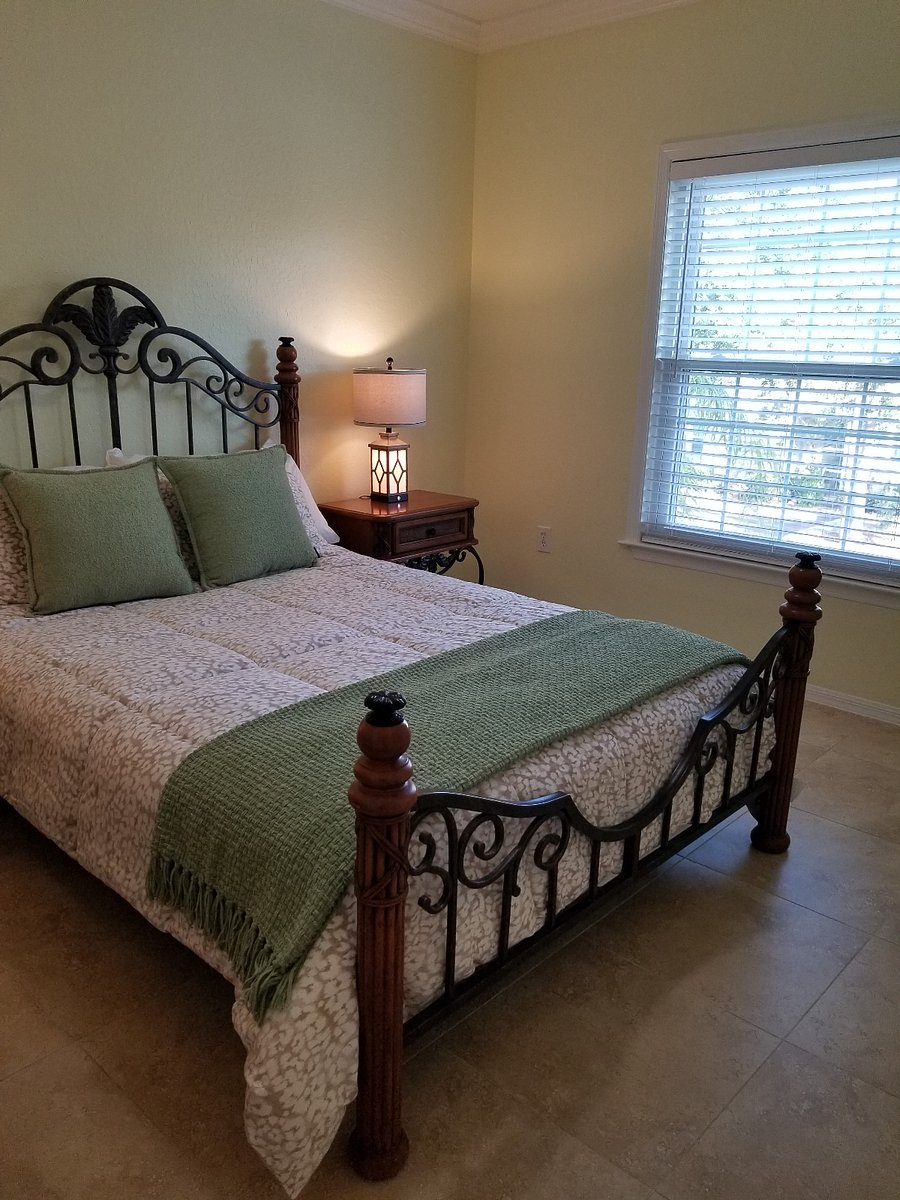 Furnished Finder property 705537_1 photo 12