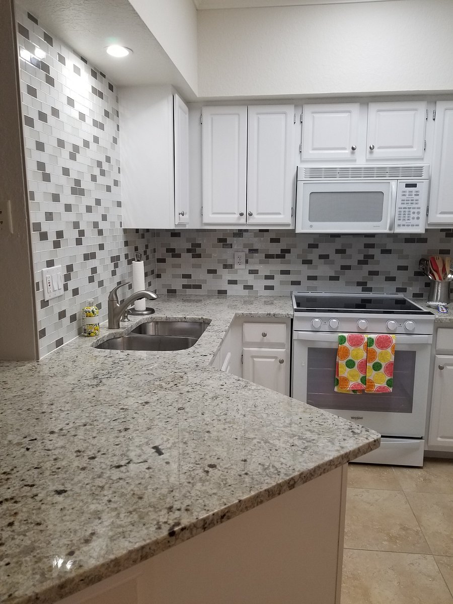 Furnished Finder property 705537_1 photo 3