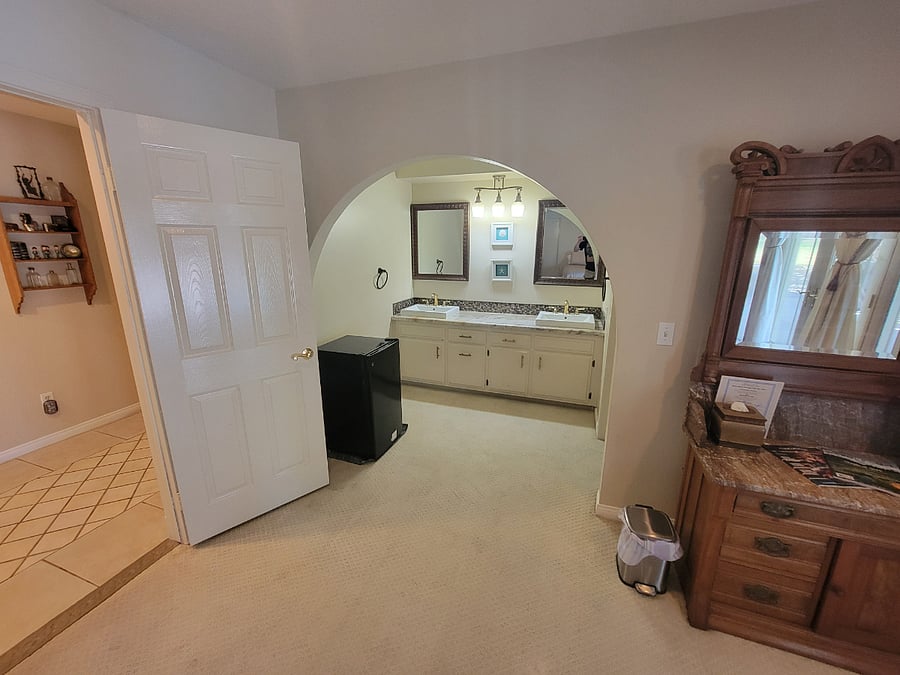 Furnished Finder property 705580_1 photo 14