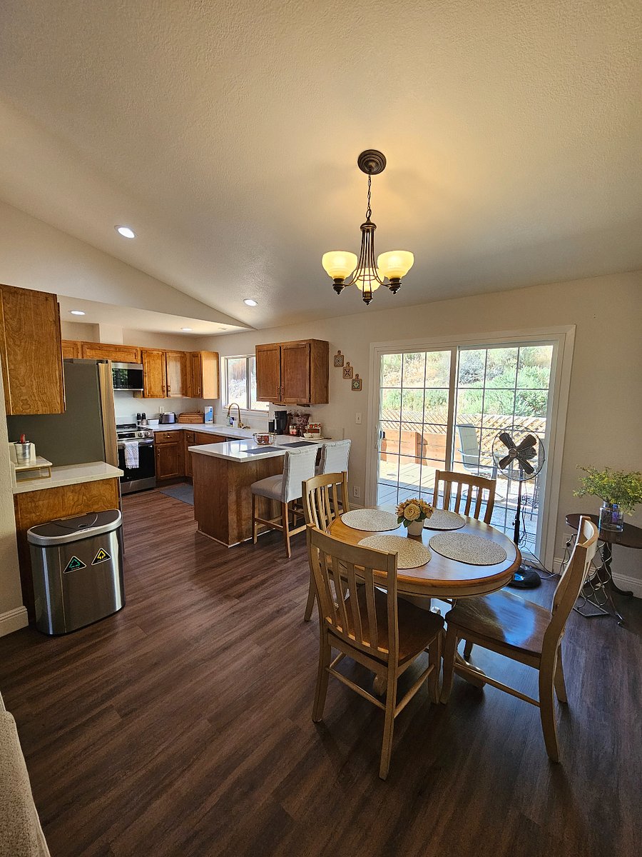 Furnished Finder property 705582_1 photo 6
