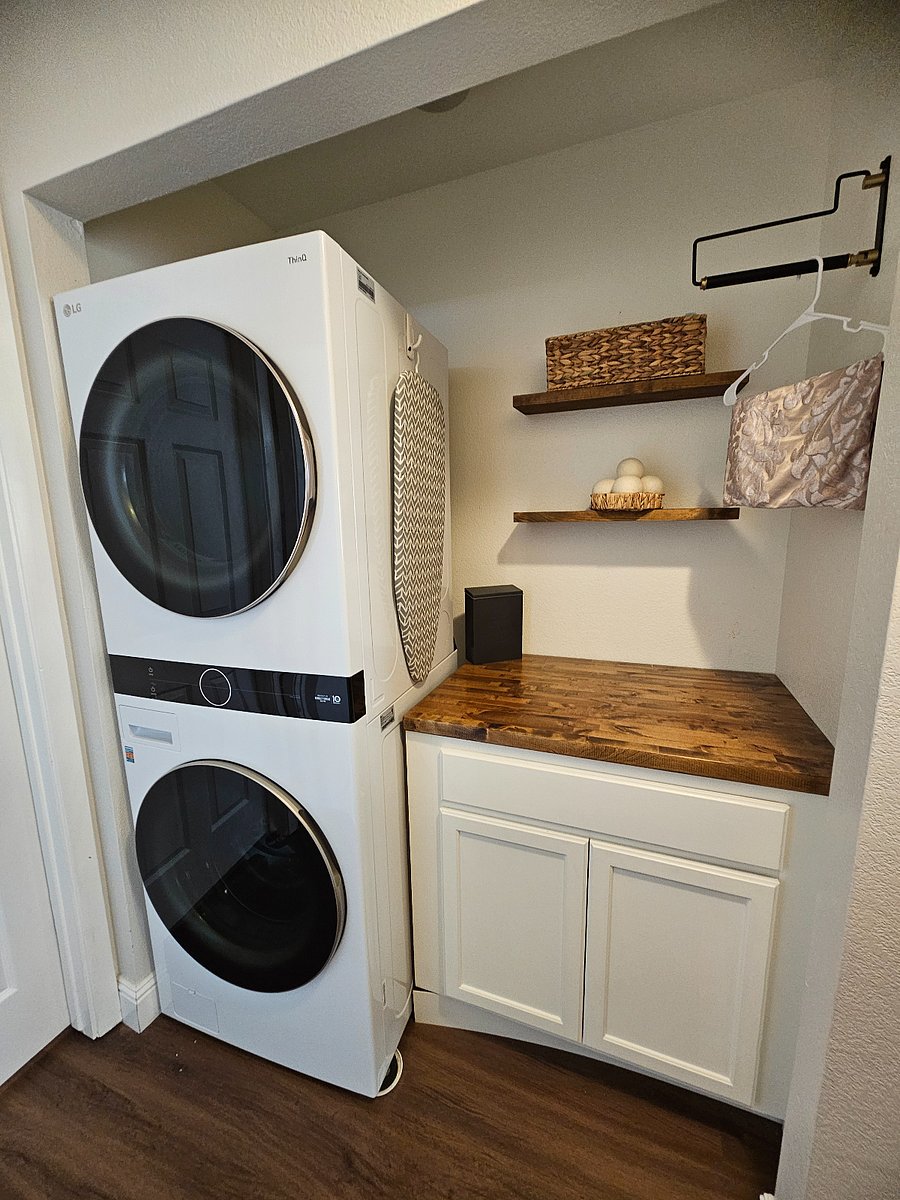 Furnished Finder property 705582_1 photo 11