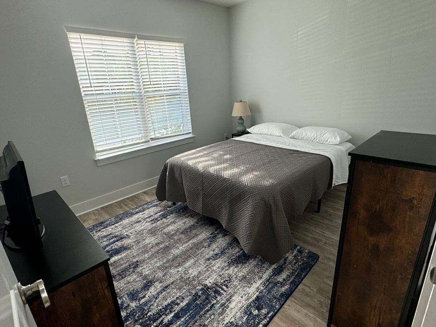 Furnished Finder property 705606_1 photo 5