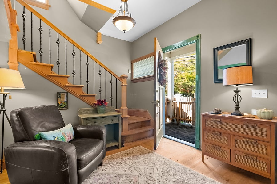 Furnished Finder property 705609_1 photo 14