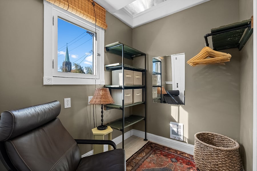 Furnished Finder property 705609_1 photo 11