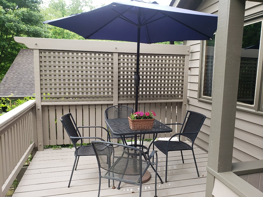 Private deck