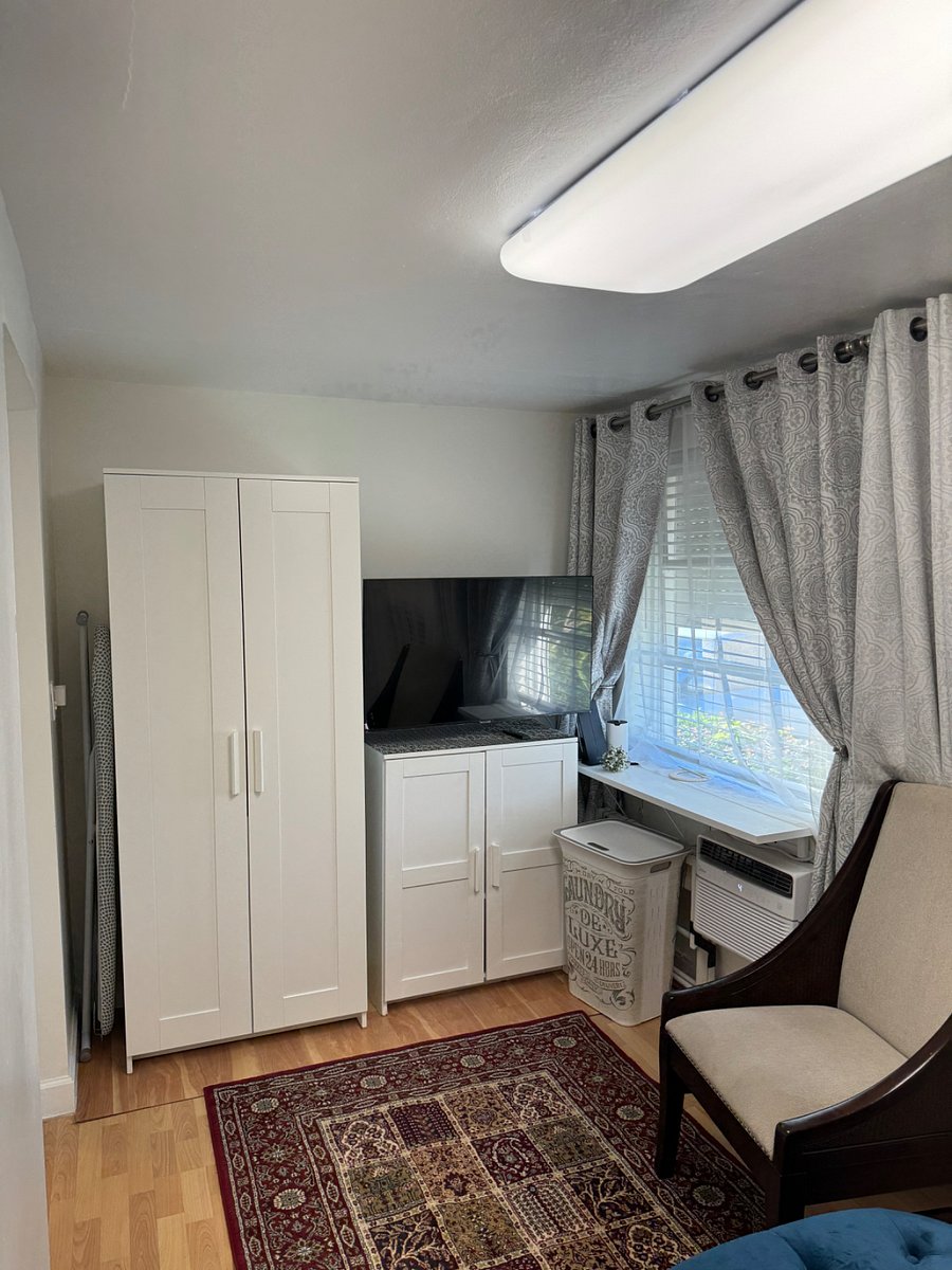Furnished Finder property 705623_1 photo 15