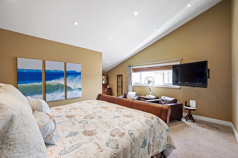 Furnished Finder property 705624_1 photo 17