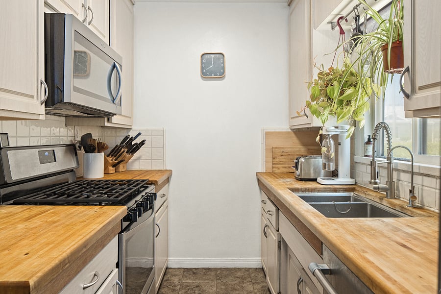 Furnished Finder property 705655_1 photo 4