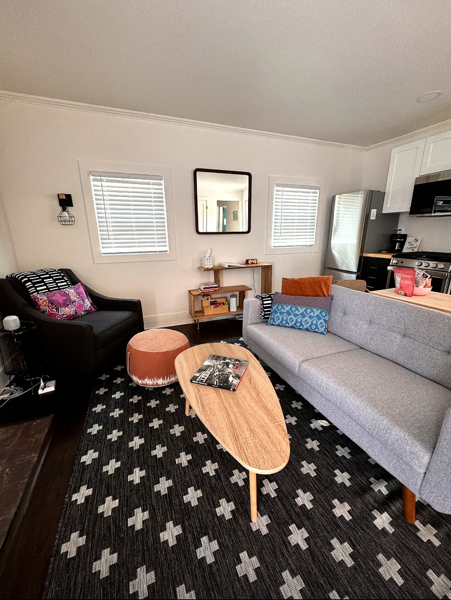 Furnished Finder property 705692_1 photo 3