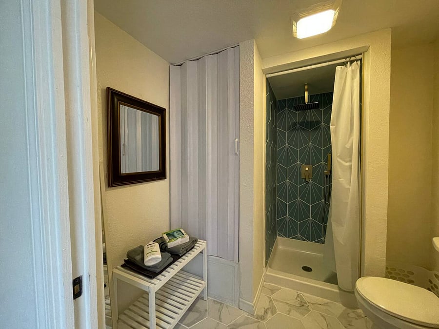 Furnished Finder property 705716_1 photo 17