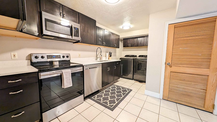Furnished Finder property 705829_1 photo 9