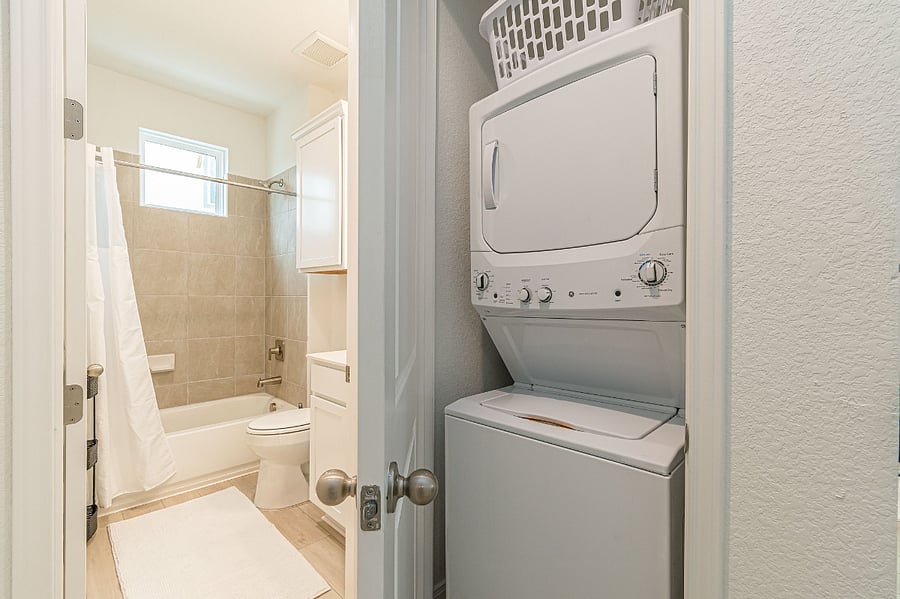 Furnished Finder property 705859_1 photo 13