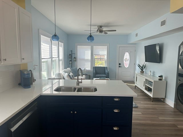 Furnished Finder property 705861_1 photo 20