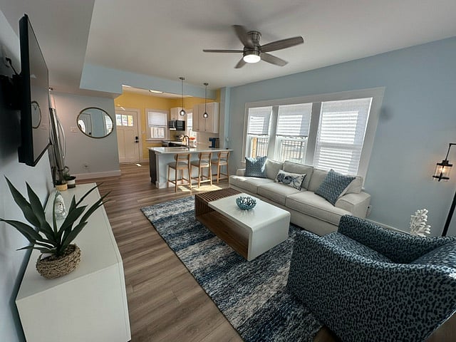 Furnished Finder property 705861_1 photo 11