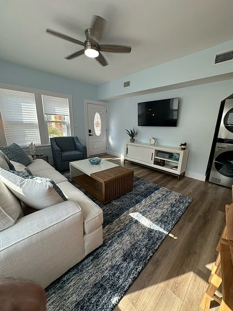 Furnished Finder property 705861_1 photo 10