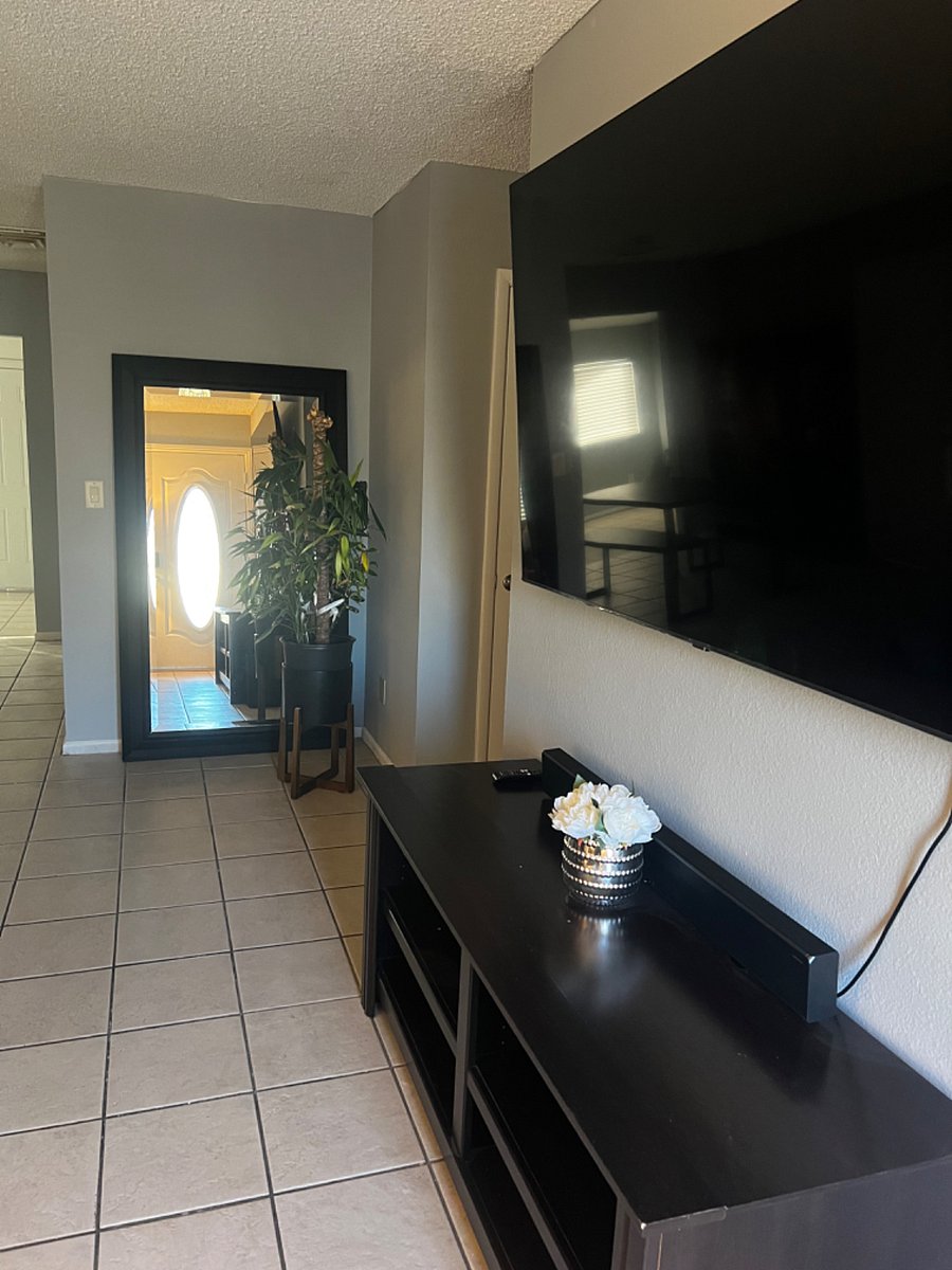 Furnished Finder property 705864_1 photo 5