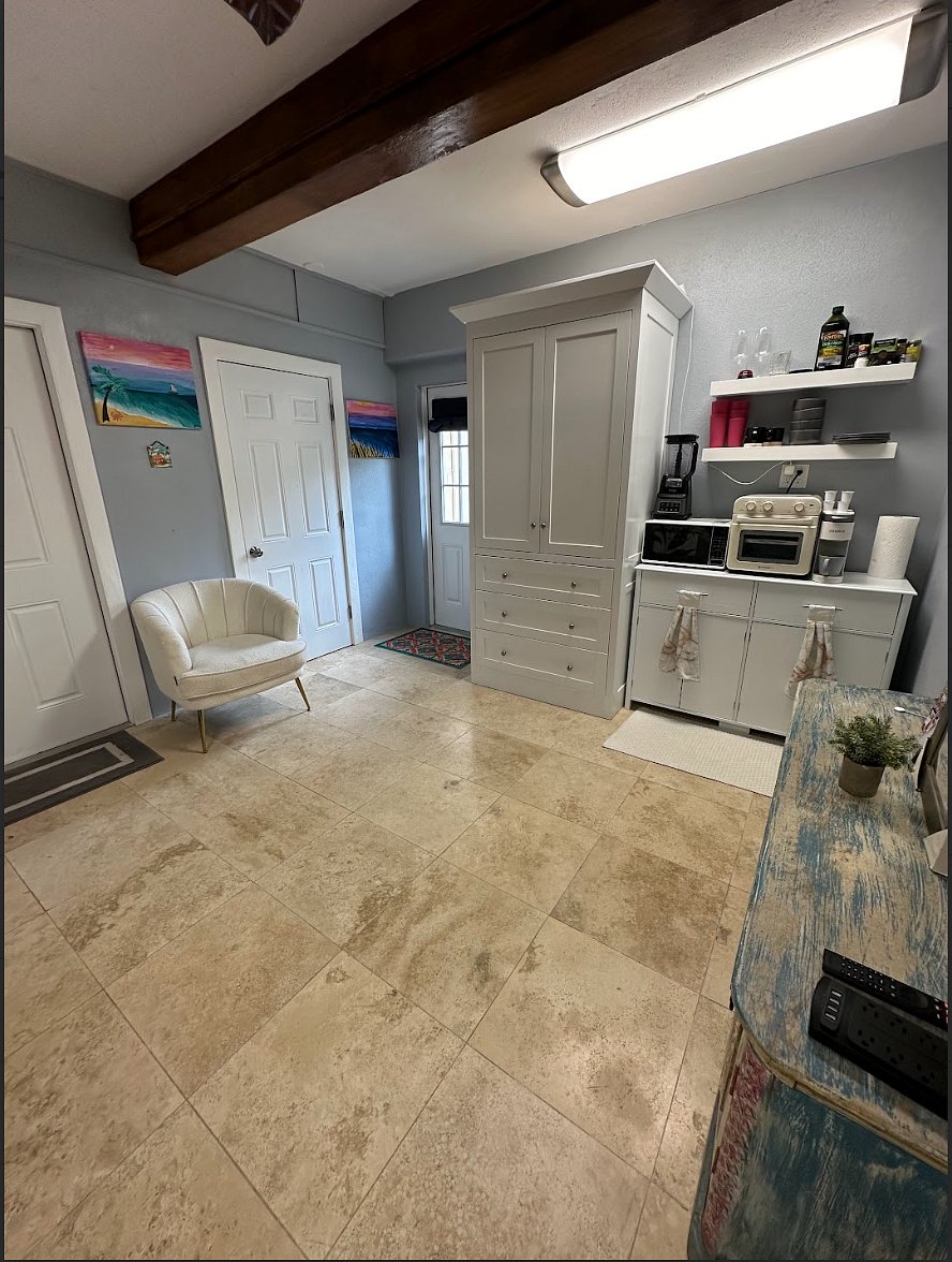 Furnished Finder property 705884_1 photo 7