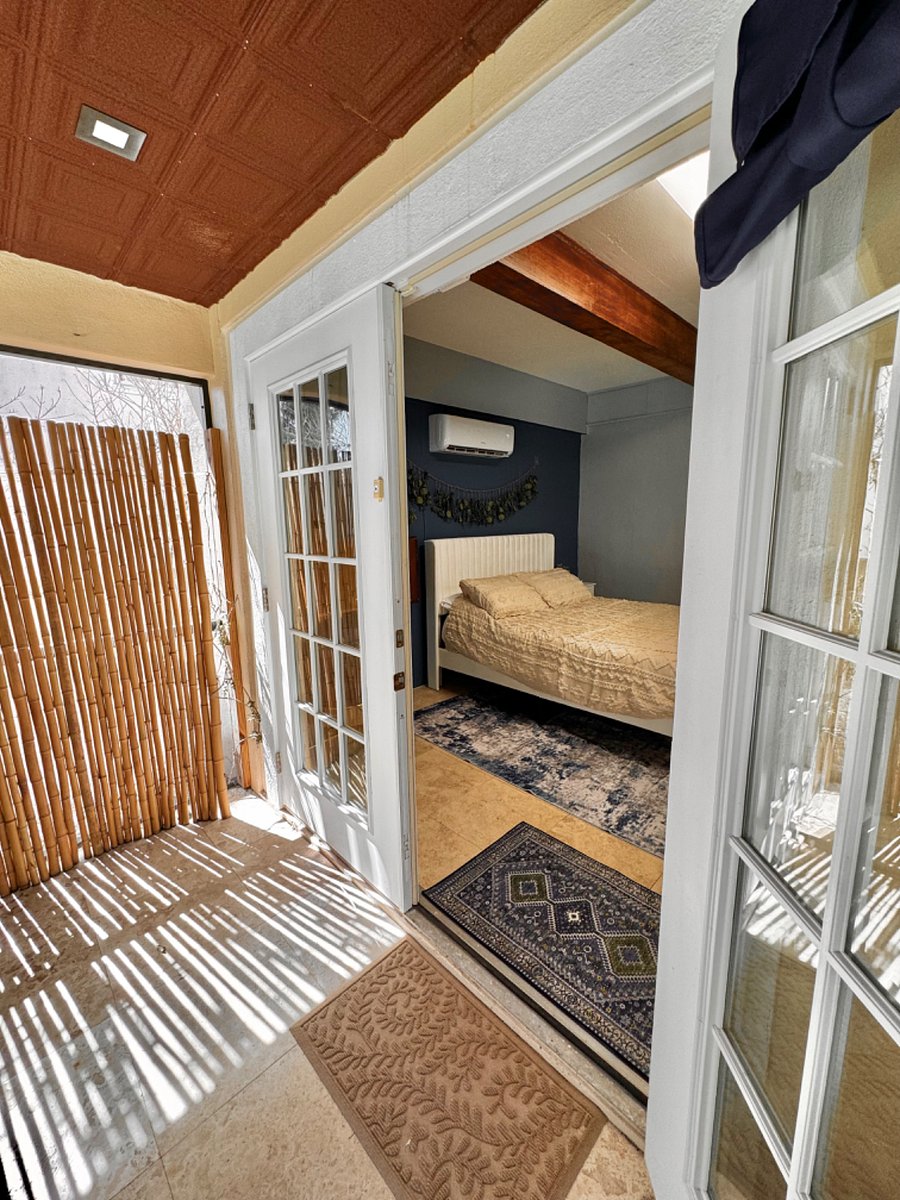 Furnished Finder property 705884_1 photo 12