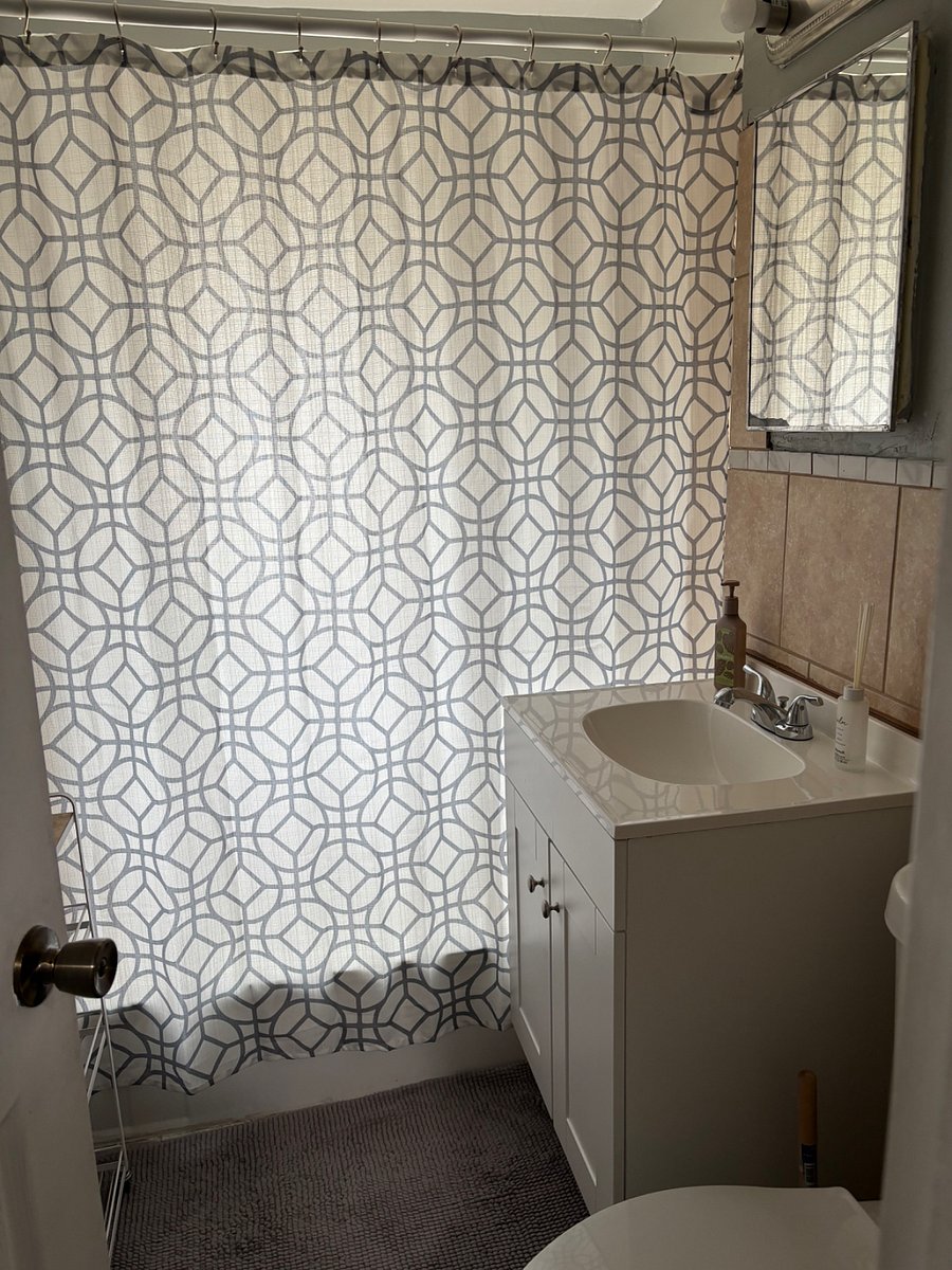 Furnished Finder property 705975_1 photo 17