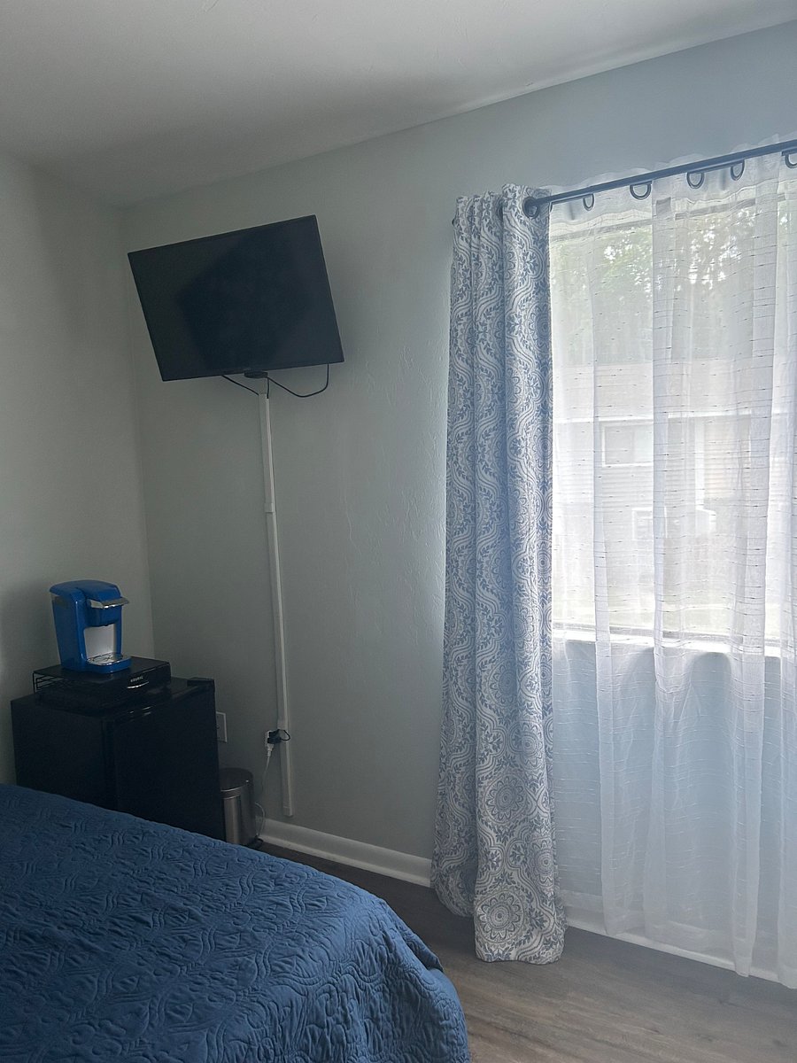 Furnished Finder property 706002_1 photo 8