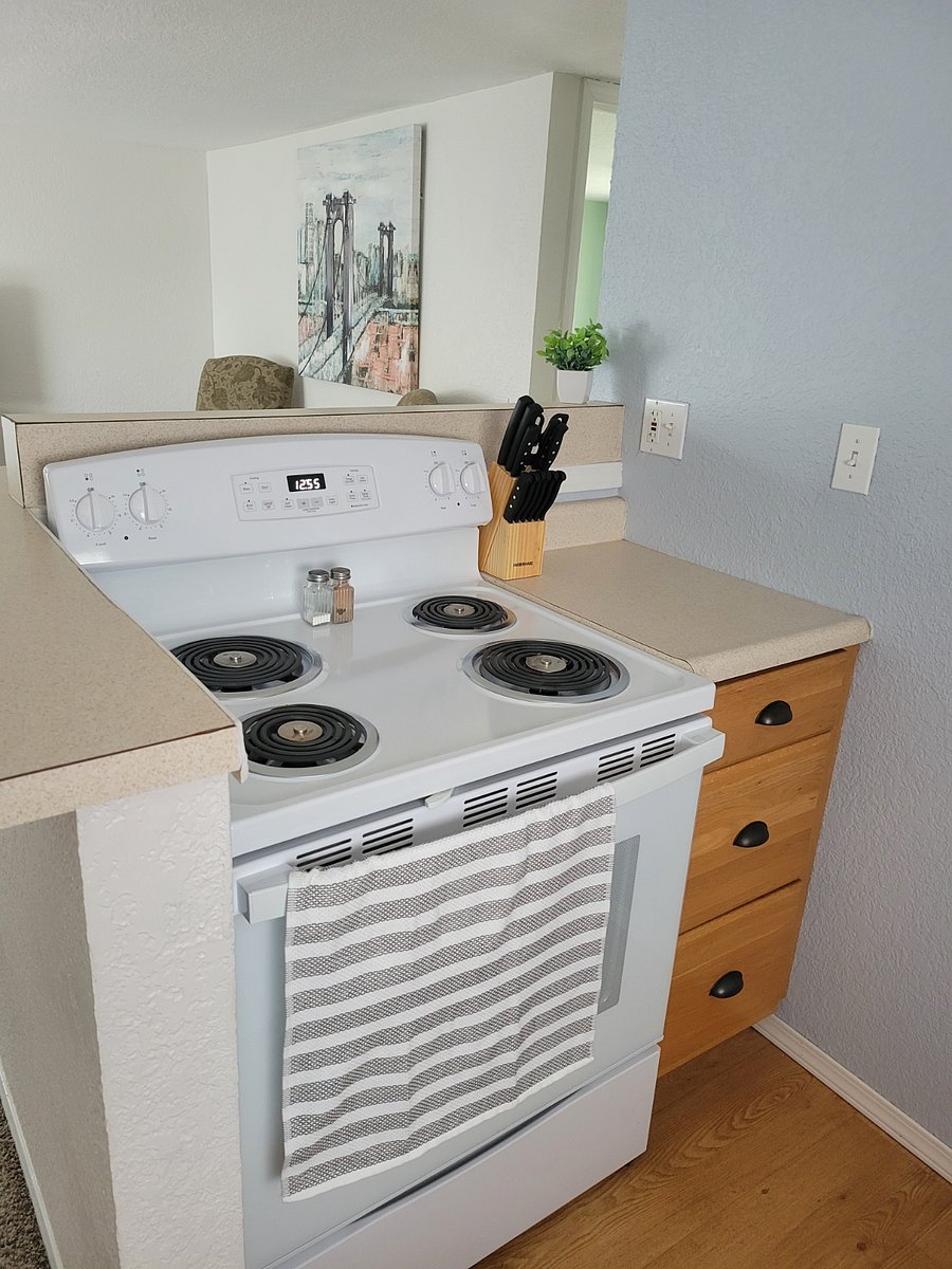 Furnished Finder property 706051_1 photo 9