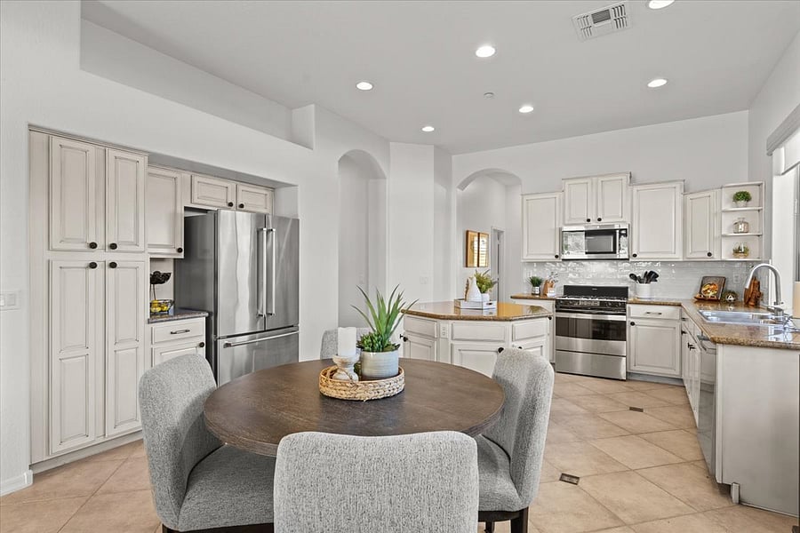Furnished Finder property 706052_1 photo 10