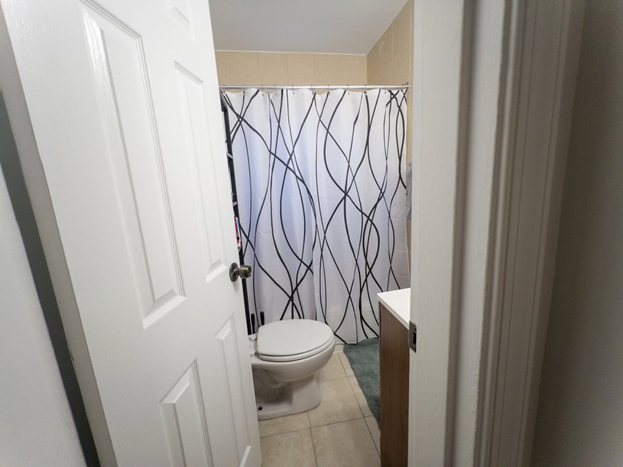 Furnished Finder property 706056_1 photo 9