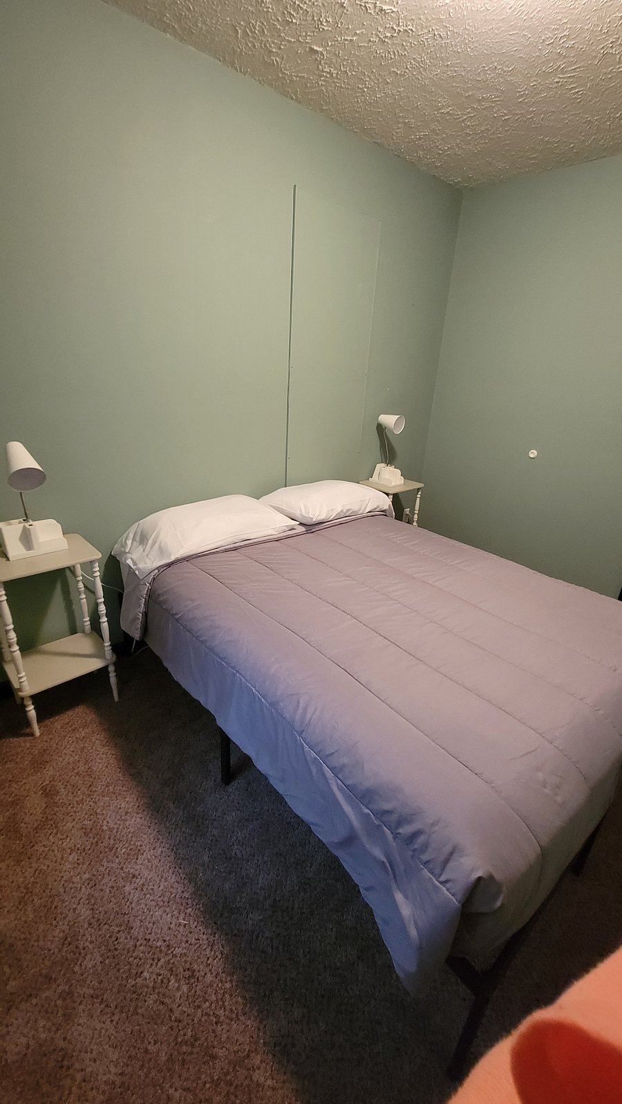 $600/month
Shared bathroom