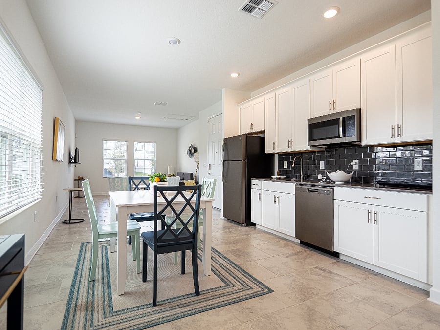 Furnished Finder property 706100_2 photo 11