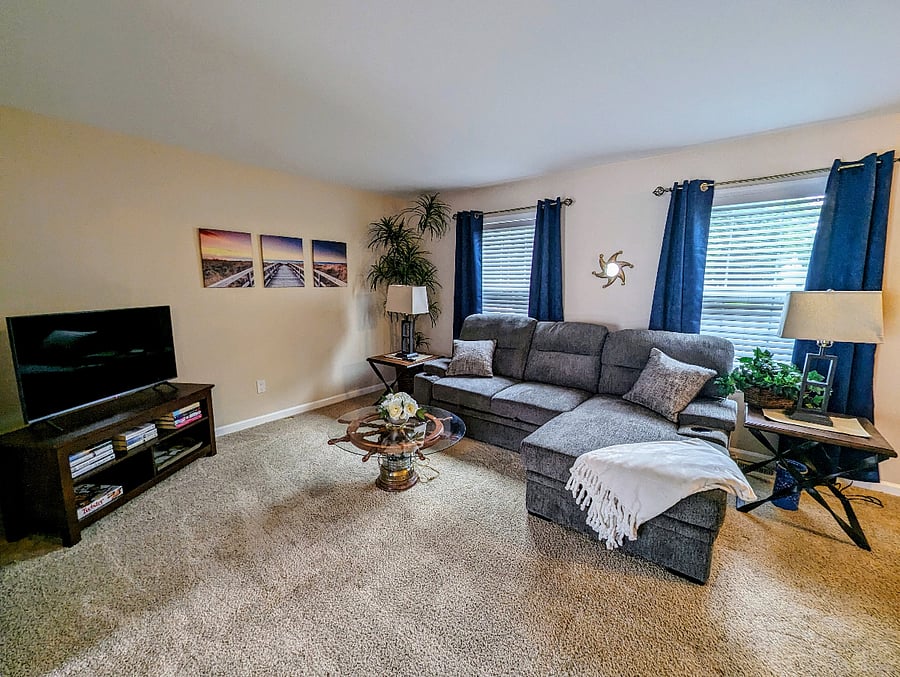 Furnished Finder property 706124_1 photo 2