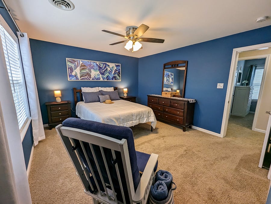 Bedroom #1 with Smart TV in Master Bedroom 