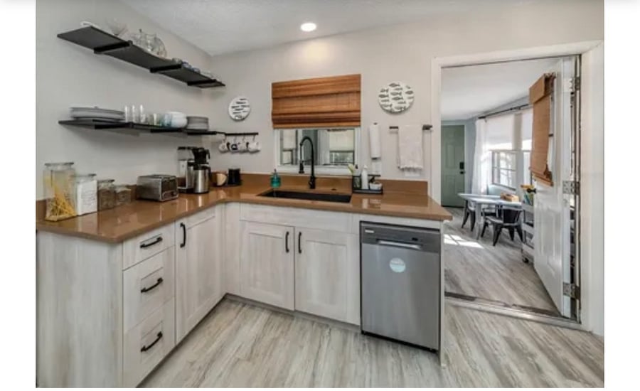 Furnished Finder property 706131_1 photo 3