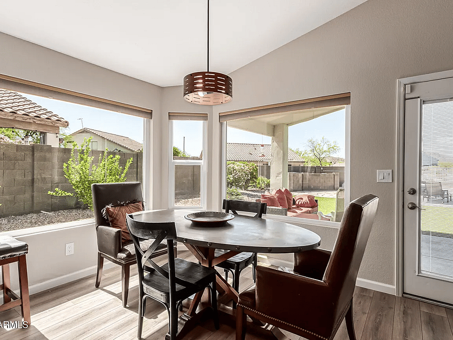 Dining Area off kitchen area