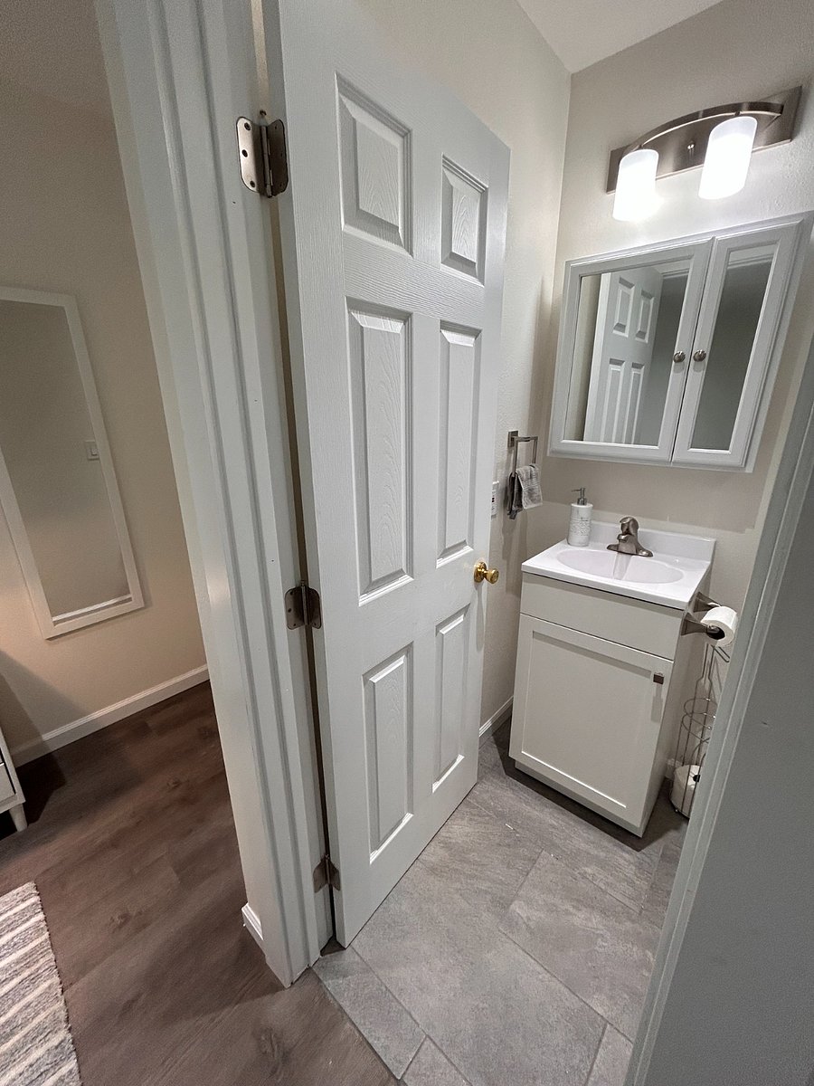 Furnished Finder property 706400_1 photo 9