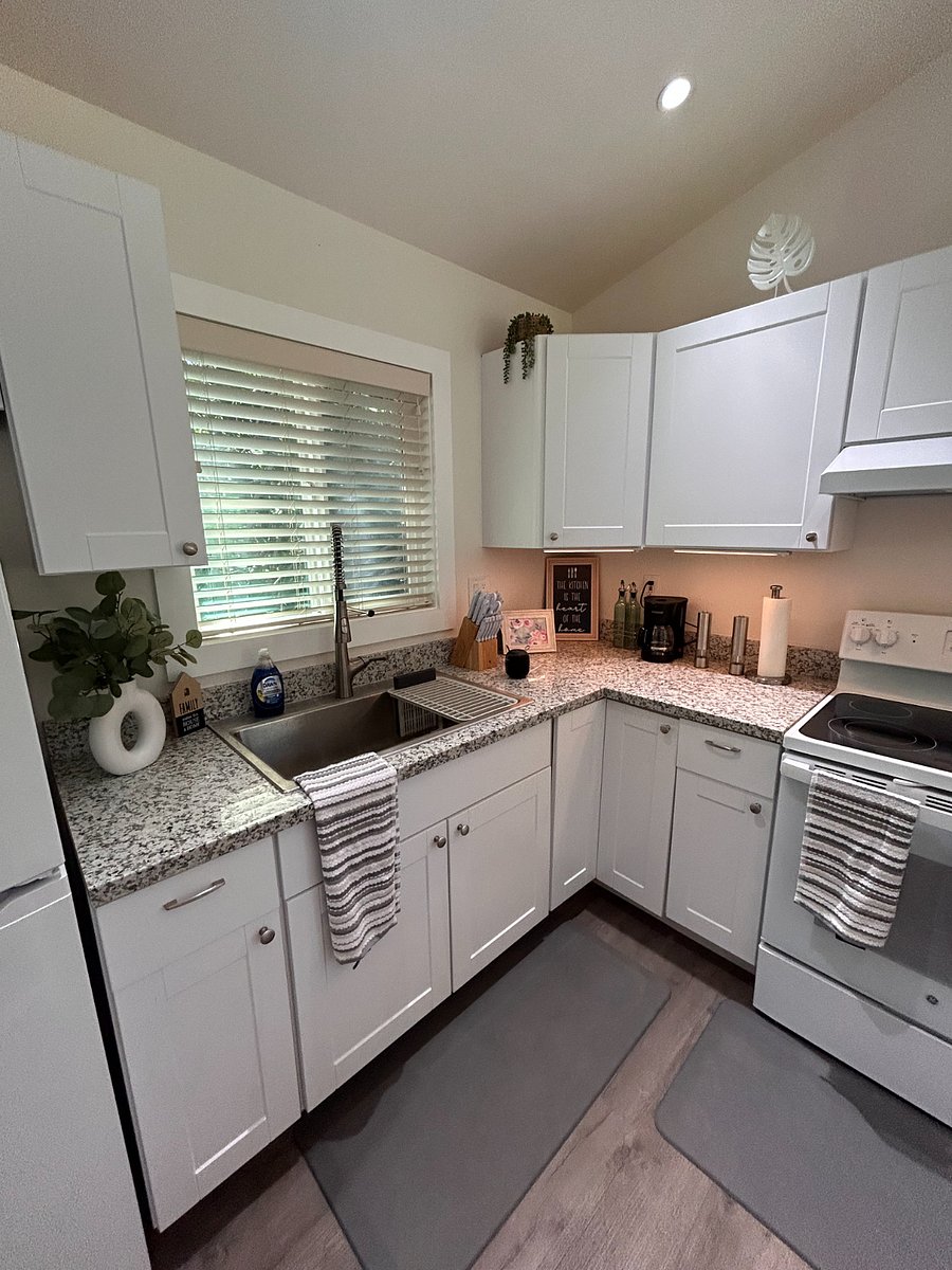 Furnished Finder property 706400_1 photo 12