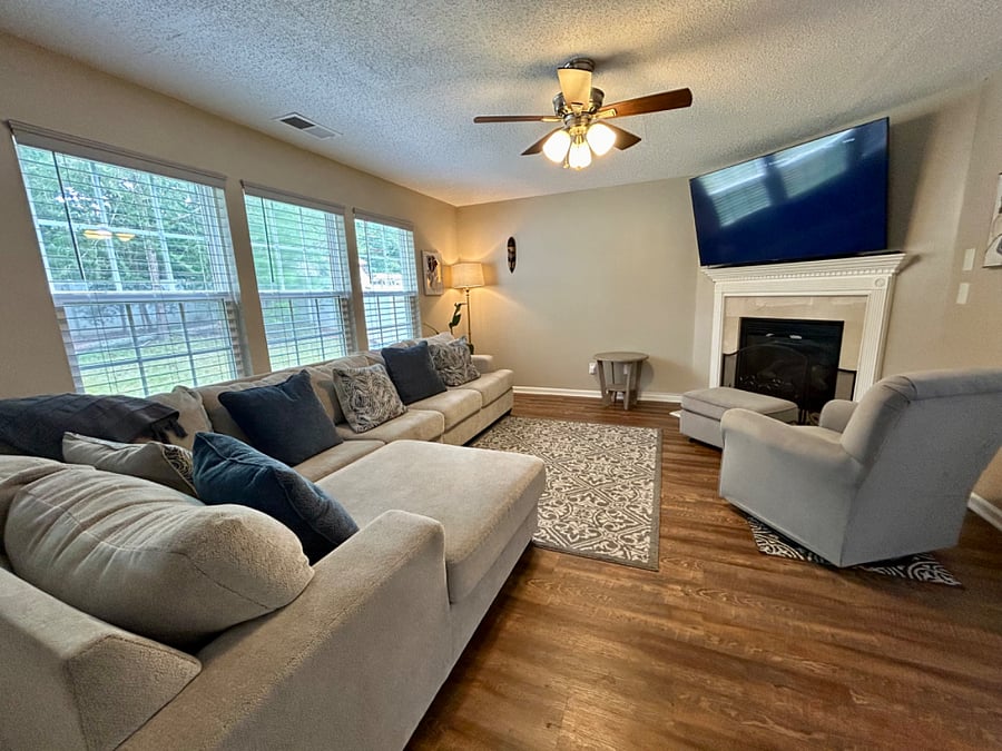 Furnished Finder property 706402_1 photo 18